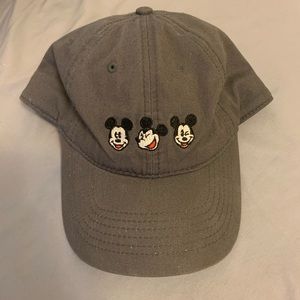 Disney Mickey Mouse baseball cap